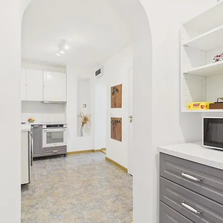 Solidarnosci 119 By Solarento דירה ורשה